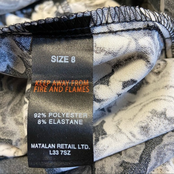 PAPAYA WEEKEND Black Floral Spaghetti Strap Jumpsuit - Size 8 - Picture 7 of 12